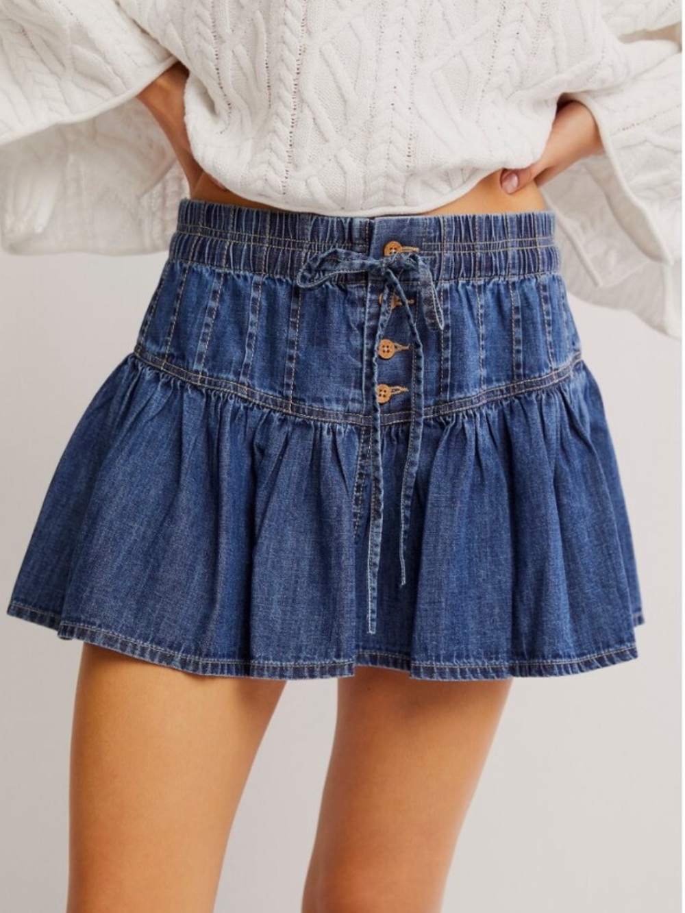 Free People We the Free size XS Roselle Denim Mini Skirt in High Tide Pleated